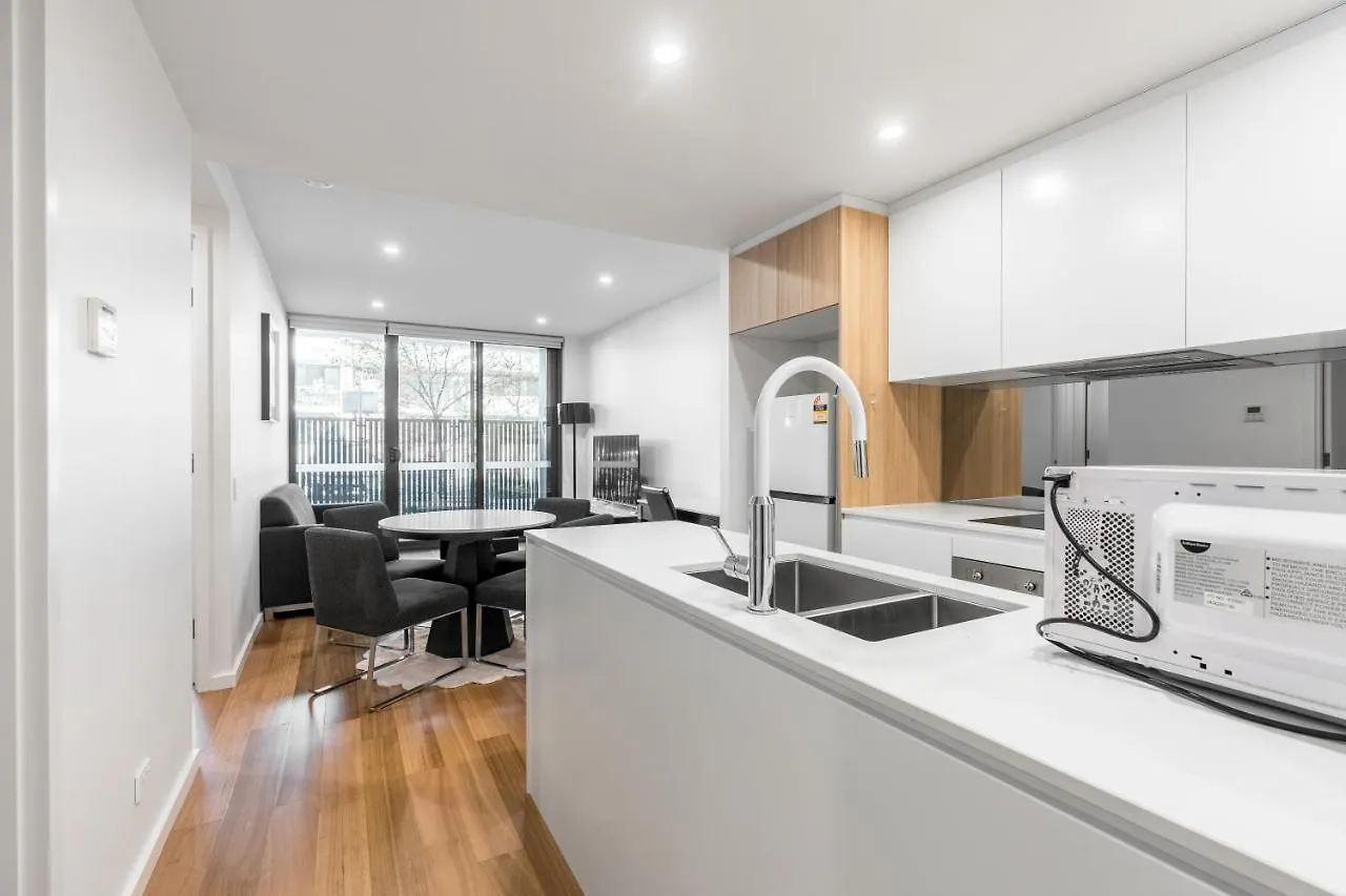 Serain Residences Next To Canberra Centre 0*,