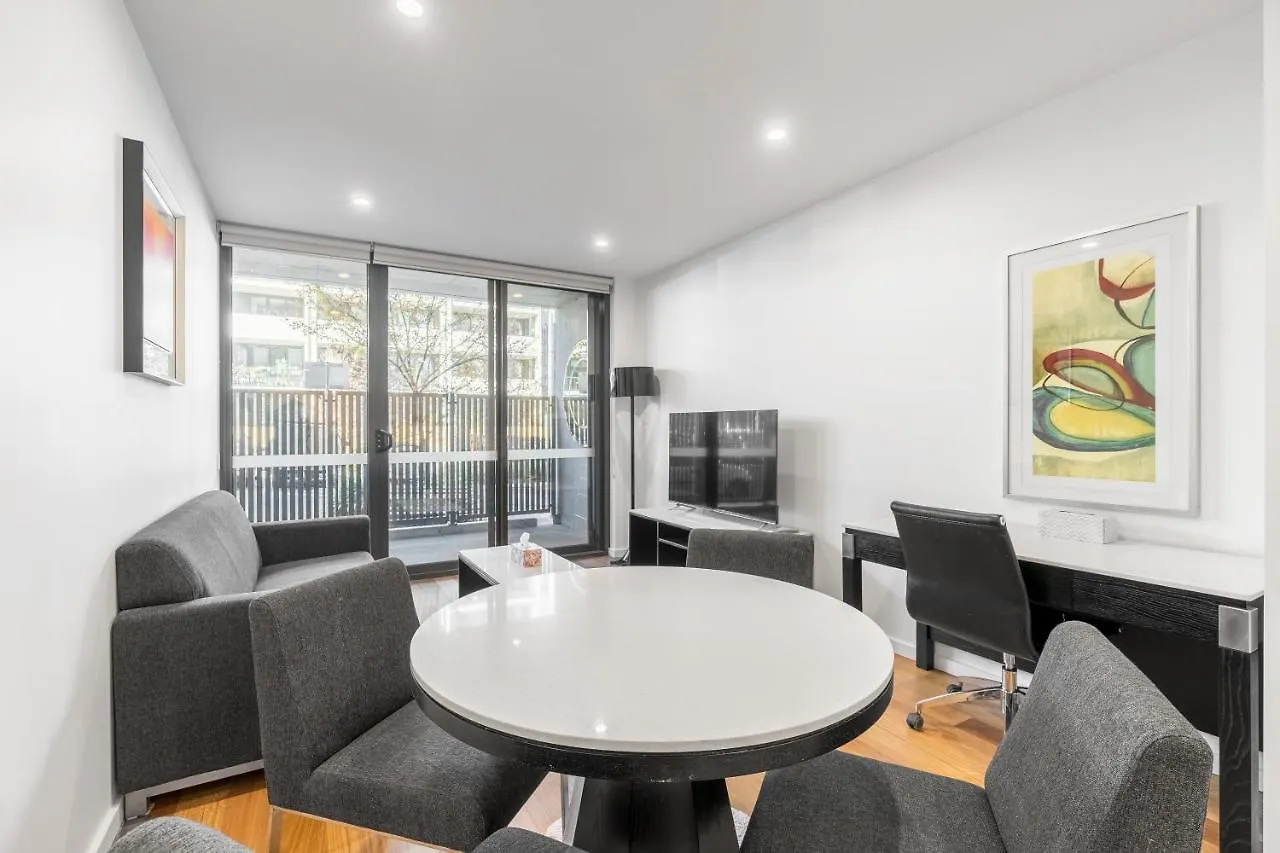 Serain Residences Next To Canberra Centre Apartment