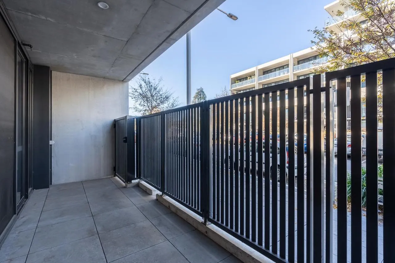 Apartment Serain Residences Next To Canberra Centre