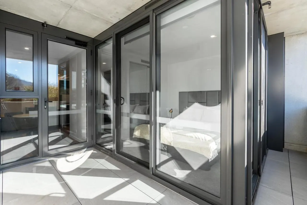 Serain Residences Next To Canberra Centre