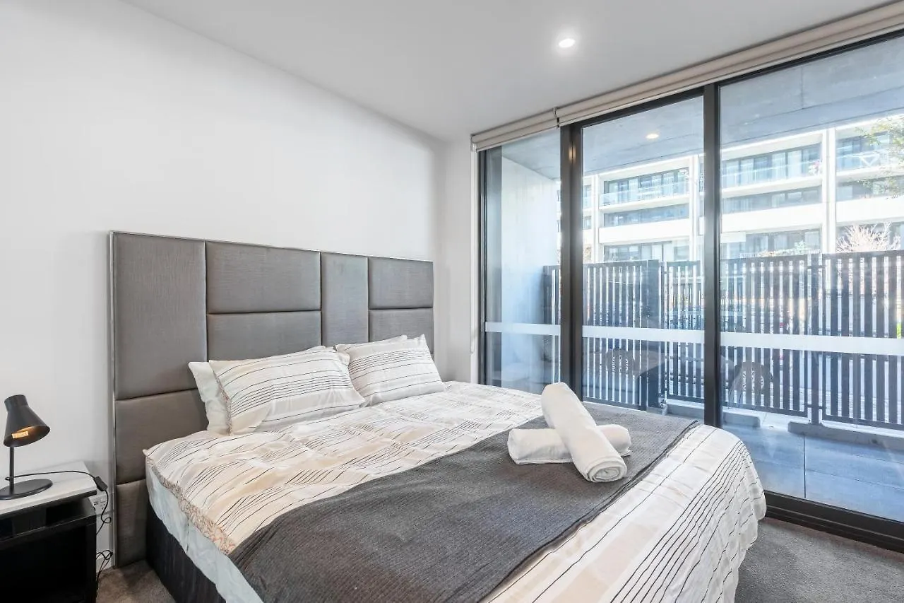 Serain Residences Next To Canberra Centre